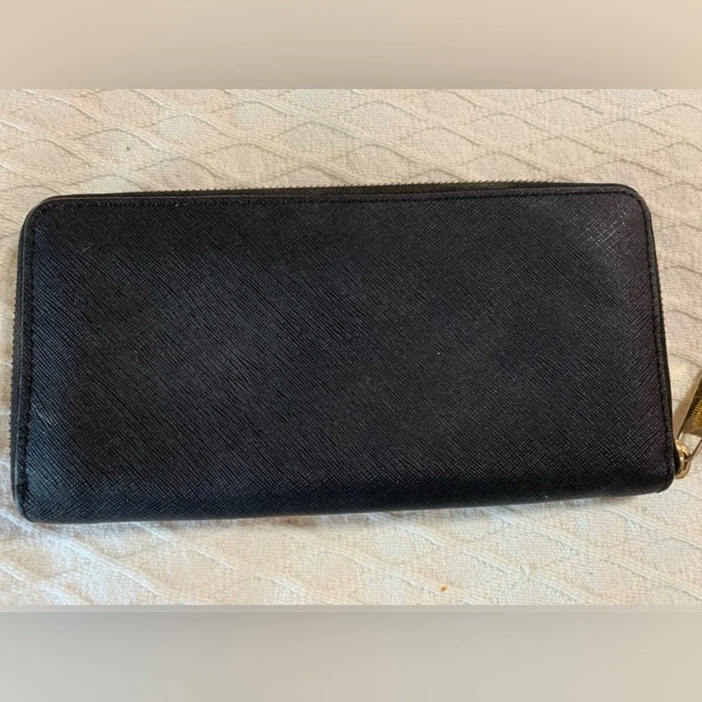 Michael Kors Black Zip-Around Wallet - Picture 2 of 4